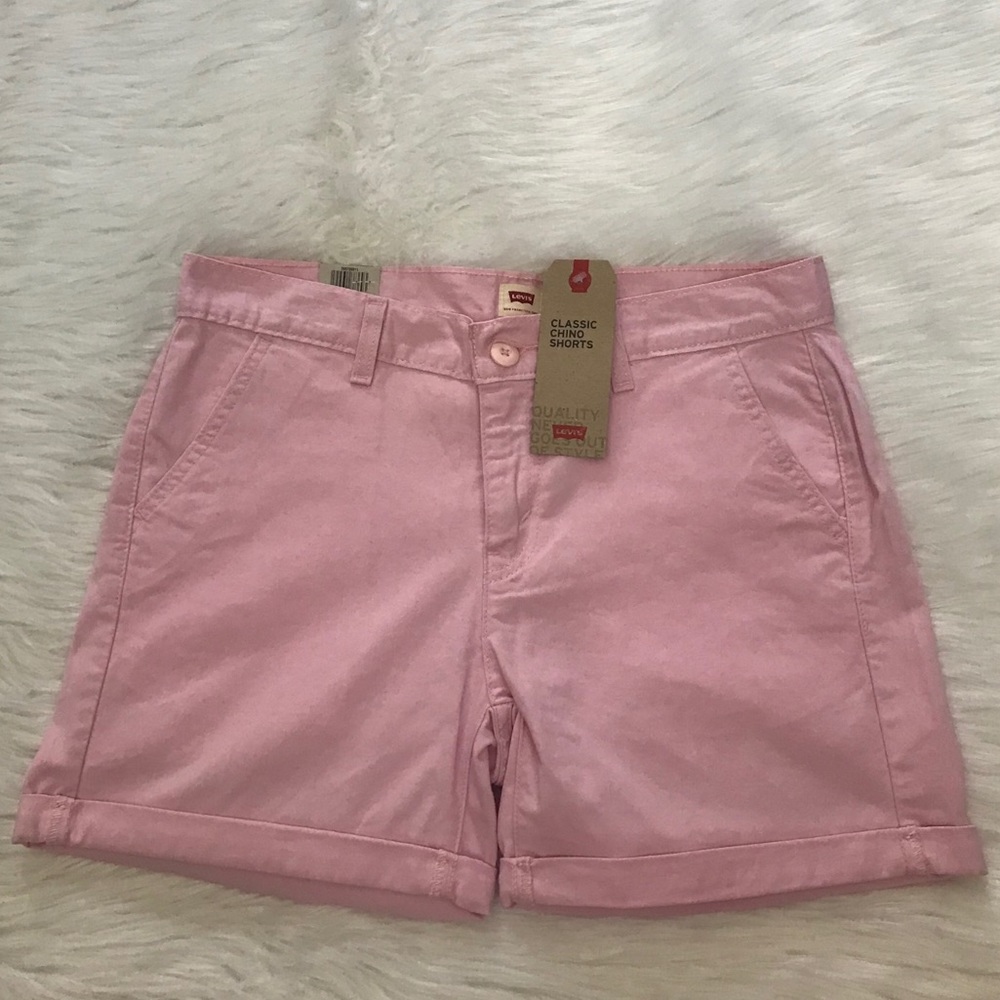 NEW wTag-LEVI’S Pink Shorts 14